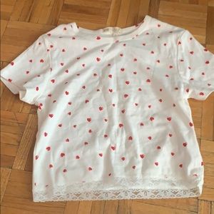 A CUTE CROPPED T SHIRT